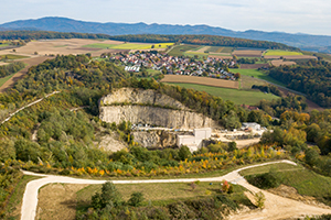 Kalkwerk Istein - Blick auf den Erlebnisweg Steinbruch Kapf